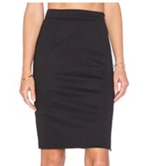 Lucy Paris Natalie Pencil Skirt. Short. Fully Lined. Black. Medium.